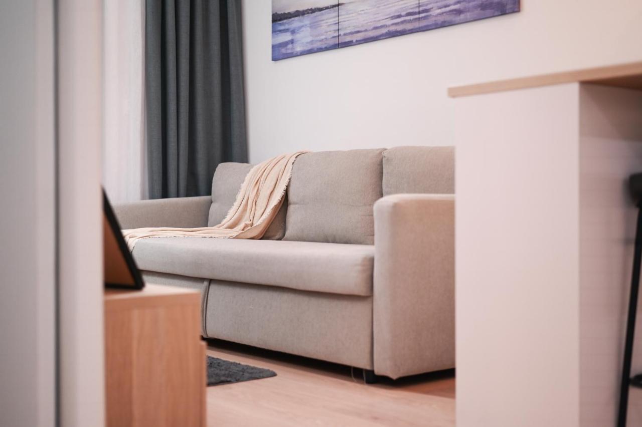 City Center Apartment - Modern & Elegant Bratislava Bagian luar foto
